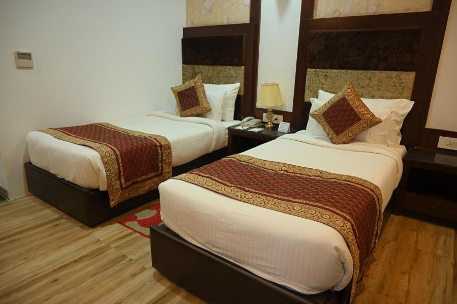 Square Inn Hotel,瓦拉纳西 外观 照片