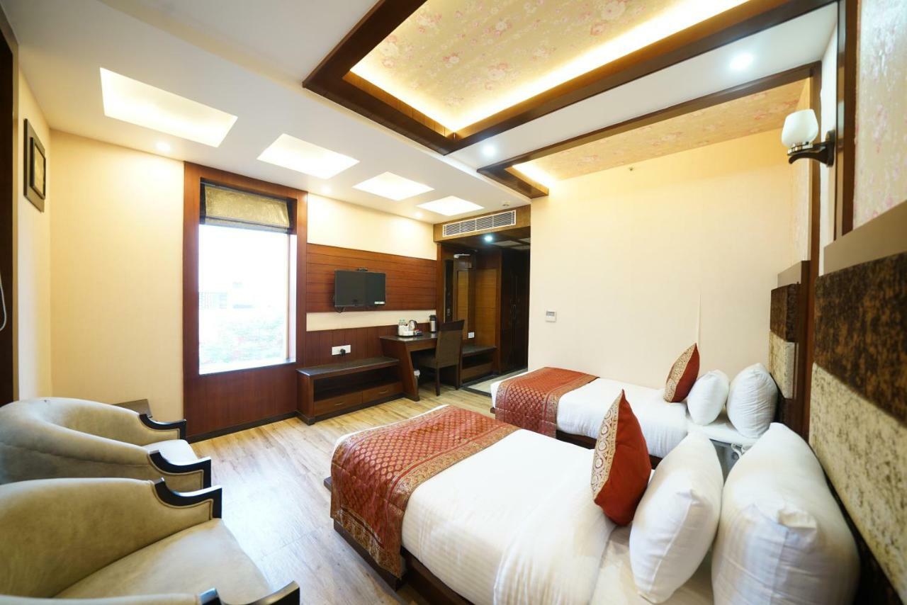 Square Inn Hotel,瓦拉纳西 外观 照片