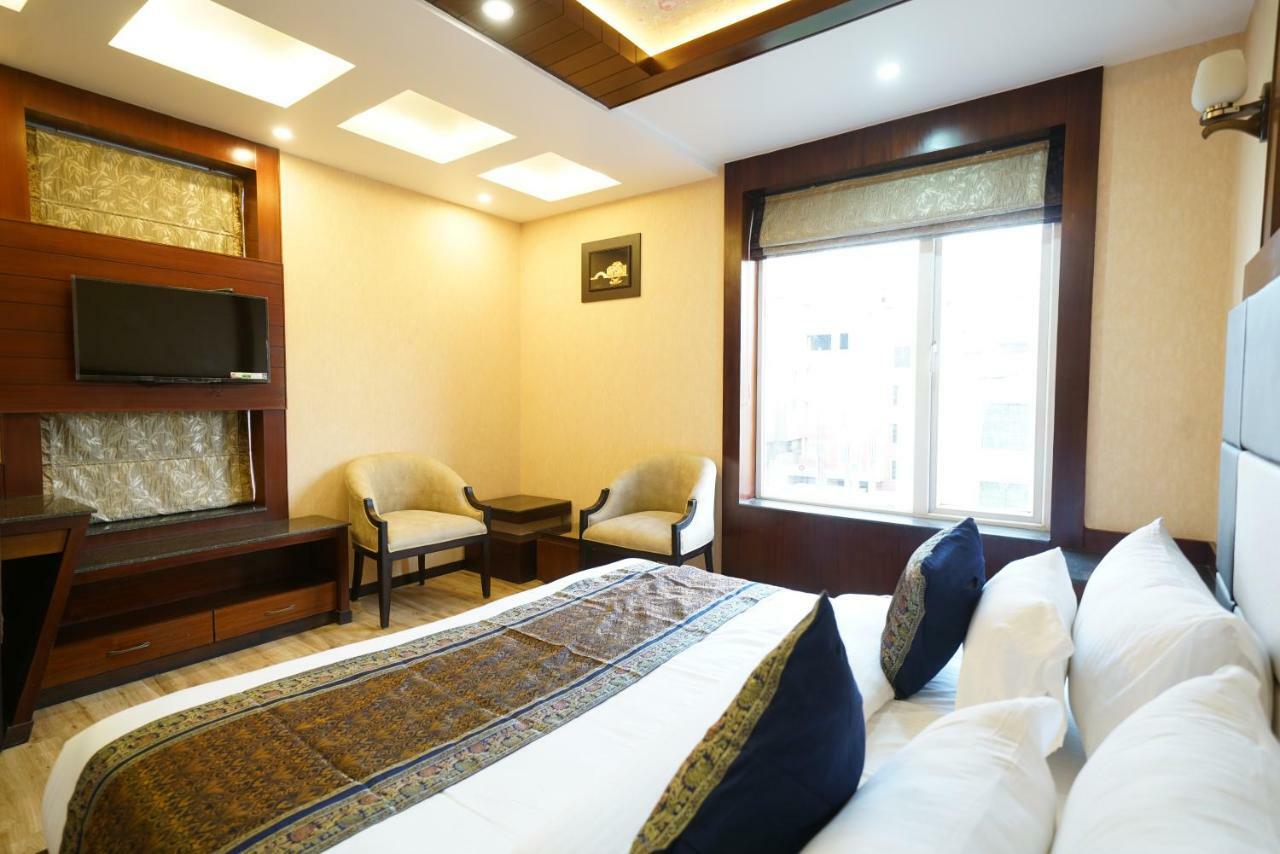 Square Inn Hotel,瓦拉纳西 外观 照片