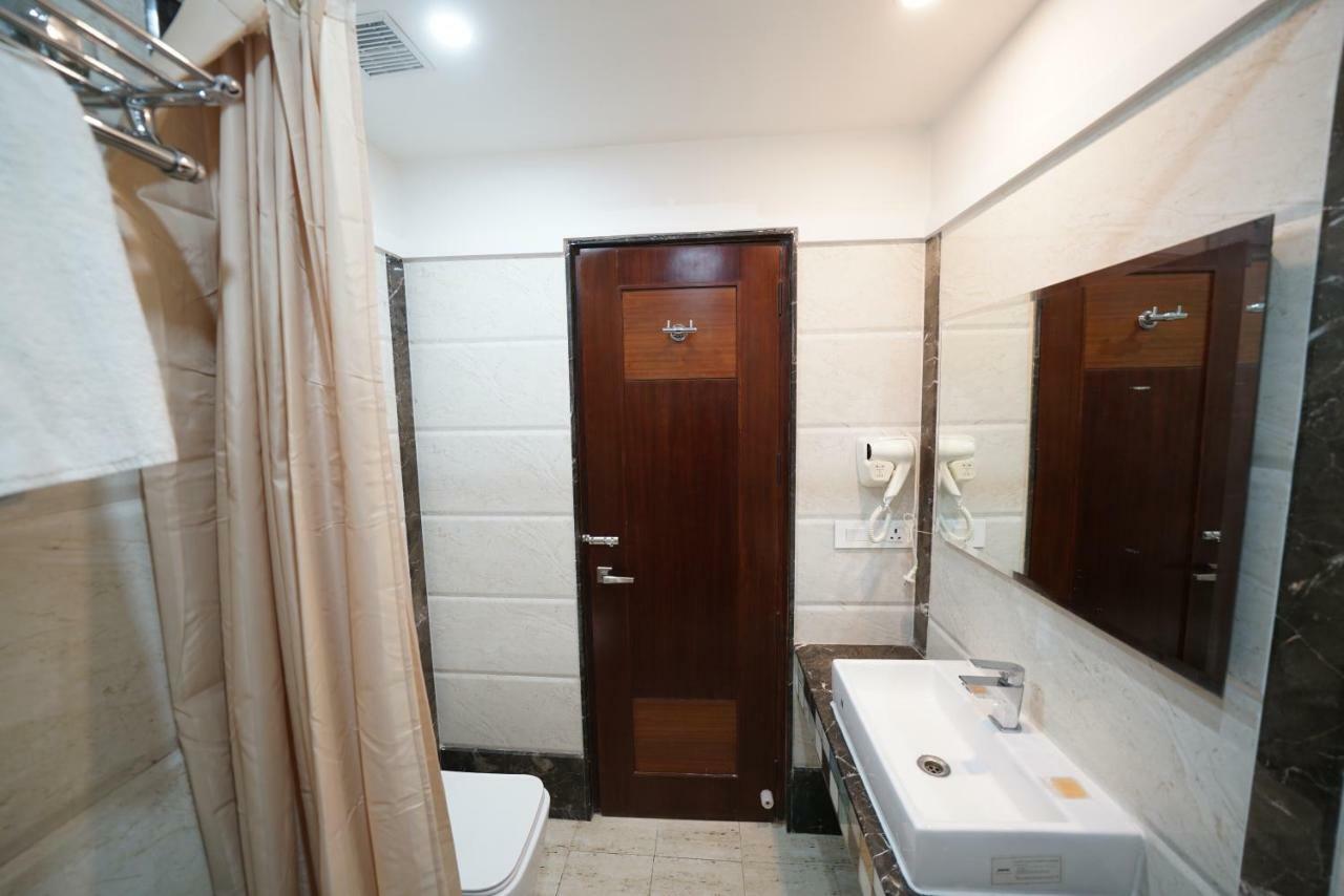 Square Inn Hotel,瓦拉纳西 外观 照片