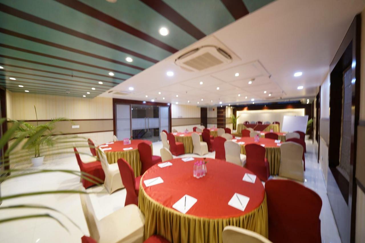 Square Inn Hotel,瓦拉纳西 外观 照片