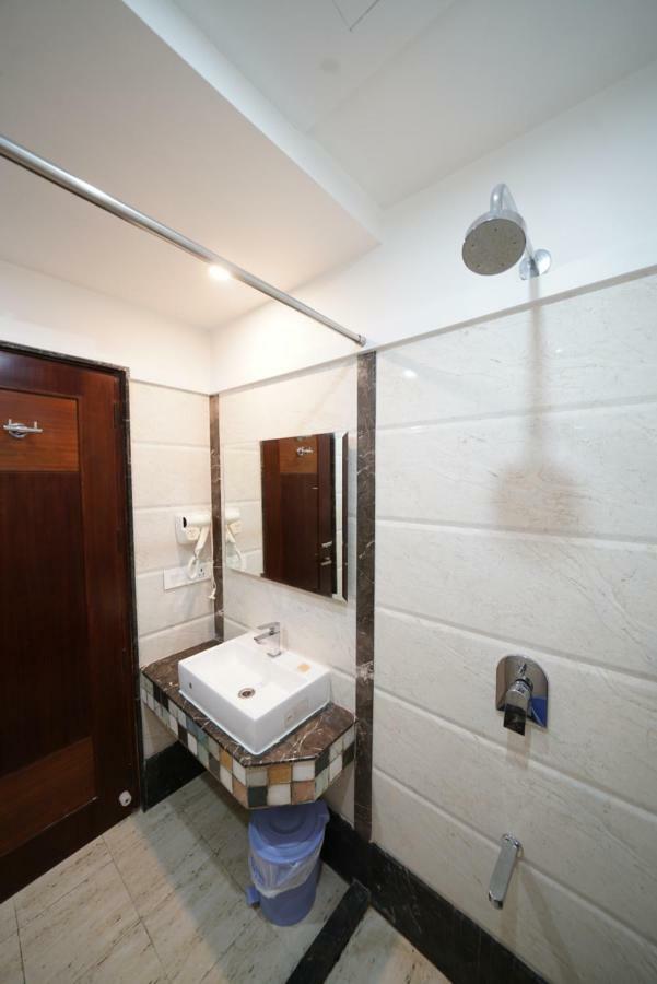 Square Inn Hotel,瓦拉纳西 外观 照片