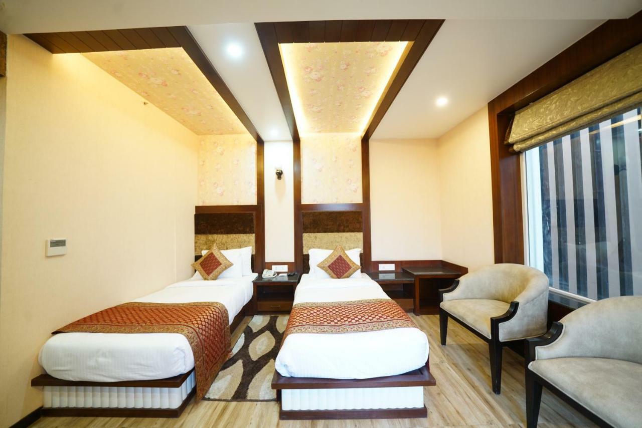 Square Inn Hotel,瓦拉纳西 外观 照片